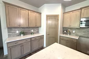 727 Reed St, Neenah, WI 54956 - Photo 5