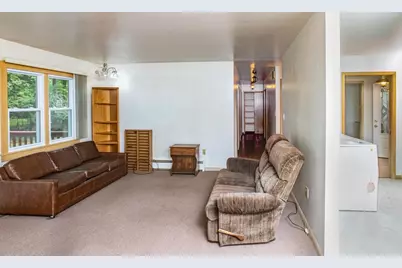 840 W Bannerman Avenue, Redgranite, WI 54970 - Photo 9