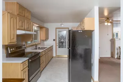 840 W Bannerman Avenue, Redgranite, WI 54970 - Photo 11
