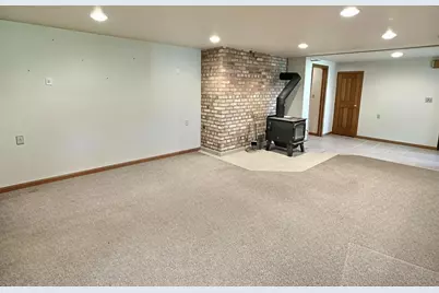 1005 S Webster Avenue, Omro, WI 54963 - Photo 23