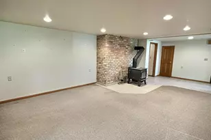 1005 S Webster Ave, Omro, WI 54963 - Photo 23