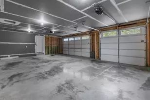 N9016 Southtowne Dr, Menasha, WI 54952 - Photo 39