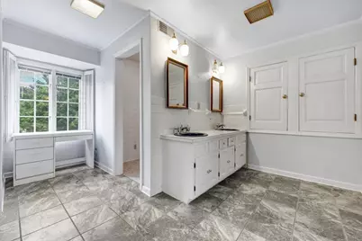 675 Sunset Circle, Green Bay, WI 54301 - Photo 45