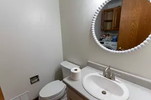 N9674 Golden Way, Appleton, WI 54915 - Photo 37