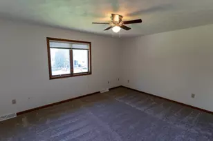 N9674 Golden Way, Appleton, WI 54915 - Photo 47