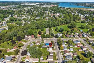 124 Irene St, Neenah, WI 54956 - Photo 65