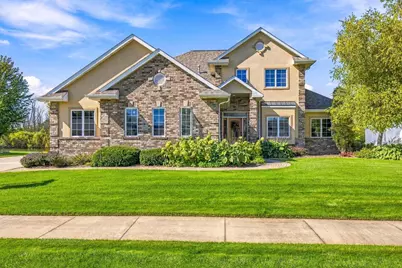 3025 White Birch Street, Kaukauna, WI 54130 - Photo 1