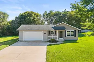 1136 Mistletoe Ln, Winneconne, WI 54986 - Photo 39