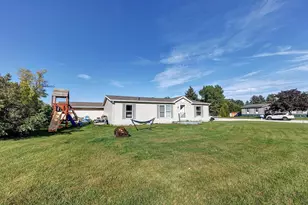 271 W Main St, Mishicot, WI 54228 - Photo 1