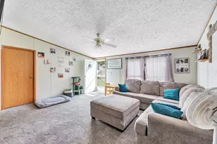 271 W Main St, Mishicot, WI 54228 - Photo 5