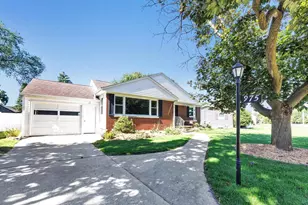 975 Coppens Rd, Green Bay, WI 54303 - Photo 1