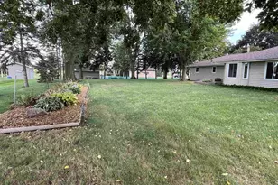 W2226 Hickory Dr, Kaukauna, WI 54130 - Photo 37