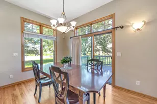 4360 Hilton Head Ct, Hobart, WI 54155 - Photo 9