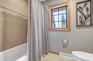 4360 Hilton Head Ct, Hobart, WI 54155 - Photo 25