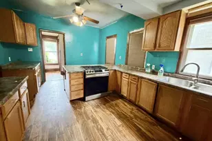 1020 S 32nd St, Milwaukee, WI 53215 - Photo 11