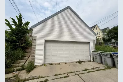 1020 S 32nd Street, Milwaukee, WI 53215 - Photo 3