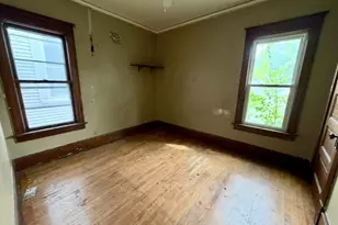 1020 S 32nd St, Milwaukee, WI 53215 - Photo 15