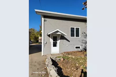 319 W Melvin Avenue, Oshkosh, WI 54901 - Photo 21