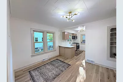 1325 Wisconsin Street, Oshkosh, WI 54901 - Photo 5