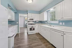 287 Hillcrest Ln, Fond du Lac, WI 54935 - Photo 11