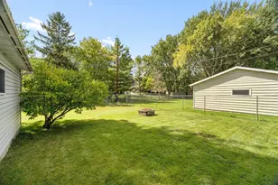317 Indiana Ave, North Fond du Lac, WI 54937 - Photo 21