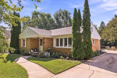 422 E Mission Road, Green Bay, WI 54301 - Photo 67