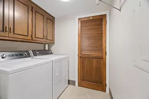 1121 S Oneida St, Appleton, WI 54915 - Photo 23