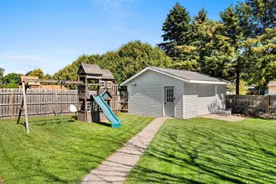 1306 Hillcrest Avenue, Kewaunee, WI 54216 - Photo 43