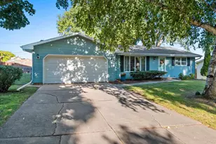 1110 Michaline Dr, Green Bay, WI 54304 - Photo 1