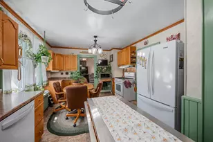 1331 Porlier St, Green Bay, WI 54301 - Photo 11