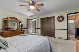 1211 Lynrose Ln, Neenah, WI 54956 - Photo 25