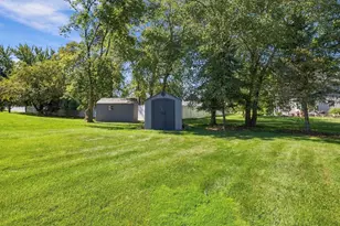 5044 Redbud Ct, Green Bay, WI 54311 - Photo 67