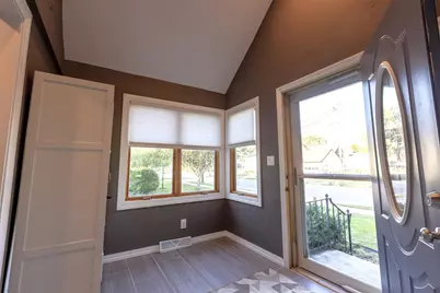 605 Chestnut Street, Neenah, WI 54956 - Photo 17