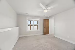 1389 Prairie Lake Cir, Neenah, WI 54956 - Photo 33