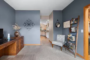 764 Saddlebrook Ct, Neenah, WI 54956 - Photo 9