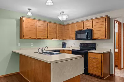 901 E Windfield Place #B, Appleton, WI 54911 - Photo 13