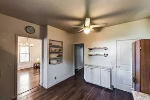 1033 N Sawyer St, Oshkosh, WI 54902 - Photo 11