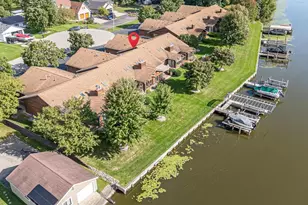 806 E River Dr, Omro, WI 54963 - Photo 41