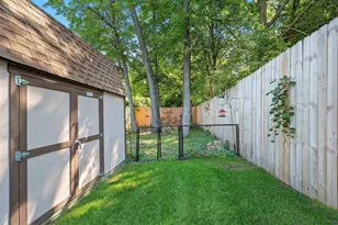 1241 Delray Dr, Green Bay, WI 54304 - Photo 41