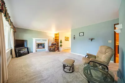 133 Villa Drive, Neenah, WI 54956 - Photo 3