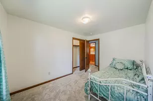 133 Villa Dr, Neenah, WI 54956 - Photo 15