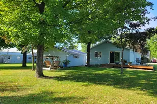301 W Howard St, Manawa, WI 54949 - Photo 31