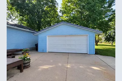 301 W Howard Street, Manawa, WI 54949 - Photo 27