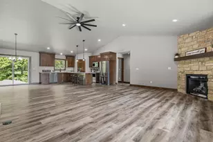 6157 Bay Hill Ct, Luxemburg, WI 54217 - Photo 7