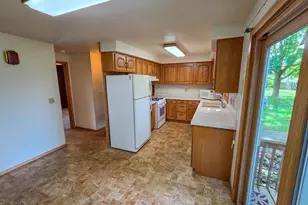 1310 Stead Dr, Menasha, WI 54952 - Photo 15