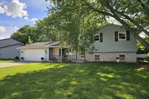 2456 Heather Rd, Green Bay, WI 54311 - Photo 1