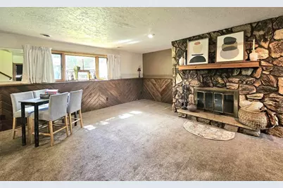 2456 Heather Road, Green Bay, WI 54311 - Photo 15