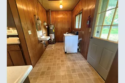 N4547 Broadway Street, New London, WI 54961 - Photo 11