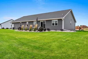 2347 Tigerwood Trl, De Pere, WI 54115 - Photo 47