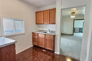 610 W Irving Ave, Oshkosh, WI 54901 - Photo 25